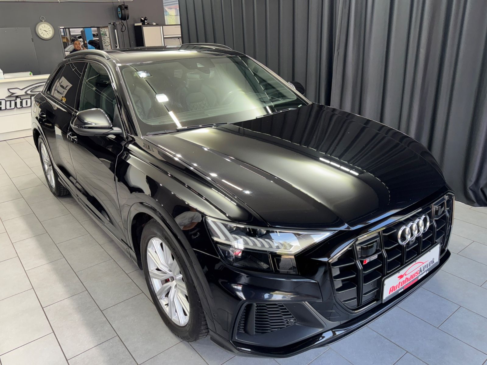 Fahrzeugabbildung Audi SQ8 4.0TDI QUATTRO|MASSAGE|B&O|CARBON|MATRIX|HuD