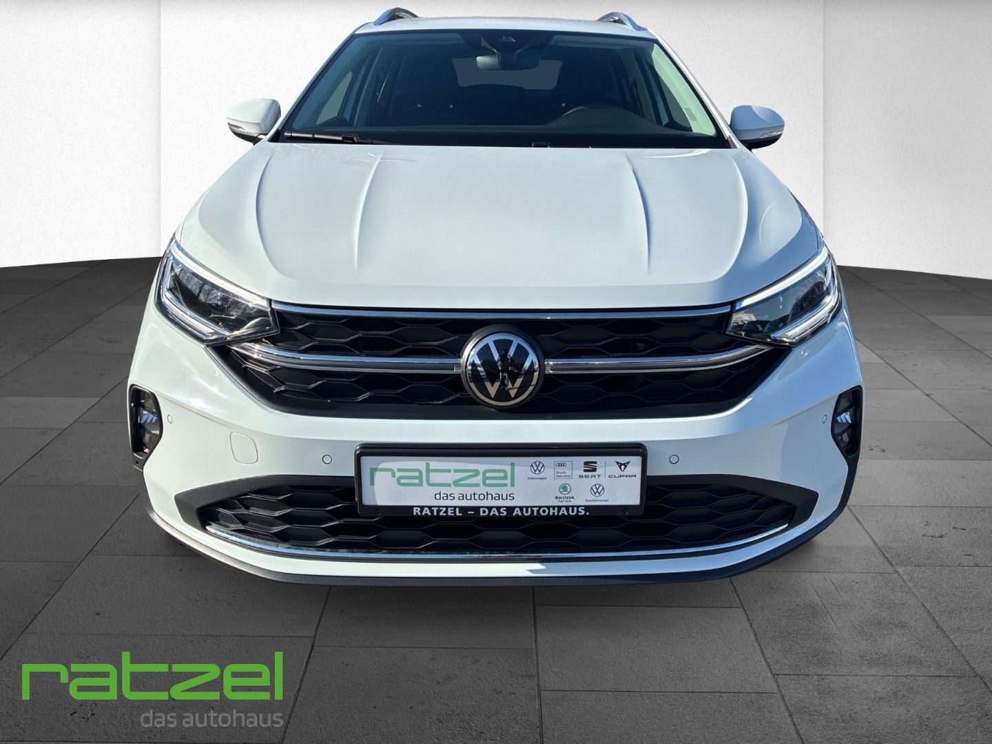 Fahrzeugabbildung Volkswagen Taigo Style 1.0 TSI DSG AHK-abnehmbar Navi Rückf