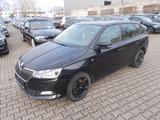 Skoda Fabia Combi Clever, Navi, LED, zus. Alu WR, 1.Hd - Skoda Fabia Gebrauchtwagen in Krefeld