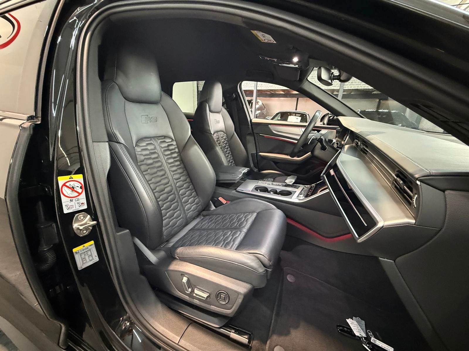 Audi RS6 RS 6 Avant 4.0 TFSI quattro foto 24