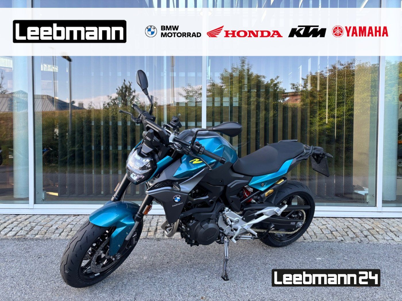 Fahrzeugabbildung BMW F 900 R 2 Pakete