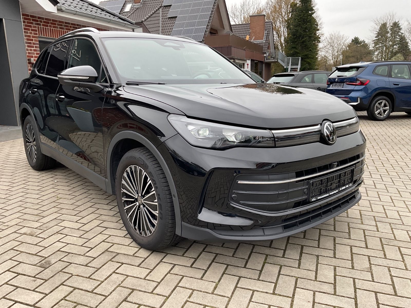Fahrzeugabbildung Volkswagen Tiguan 1.5 eTSI DSG GOAL,AHK,Kamera,Navi,ACC
