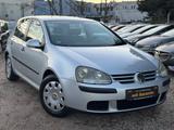 Volkswagen Golf 1.4 Comfortline TÜV NEU*Klima*5 Gang*CD - Volkswagen Golf aus 2004: Golf5