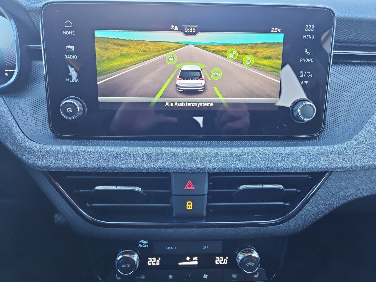 Fahrzeugabbildung SKODA Scala Selection 1.0 TSI 85 kW DSG,LED,Freisprech