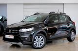 Dacia Sandero III Stepway Automatik *1.HAND*NAVI*LED* - Dacia Sandero Gebrauchtwagen in Düsseldorf