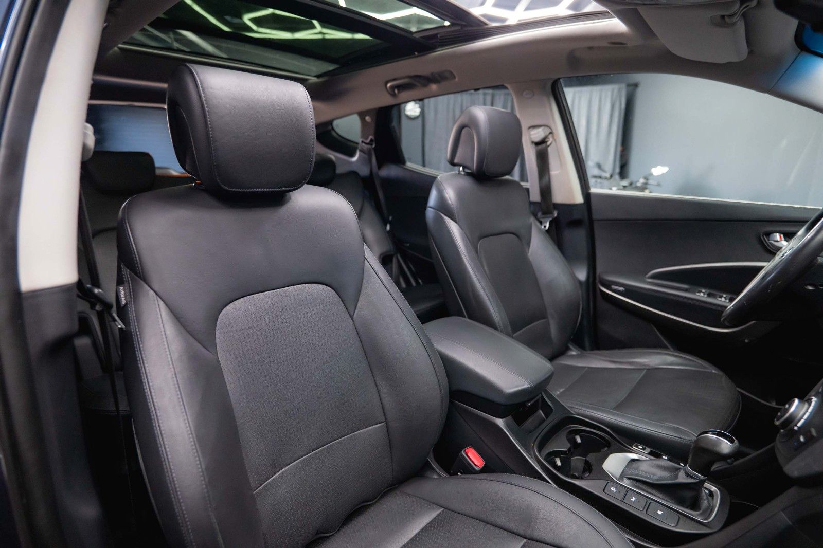 Fahrzeugabbildung Hyundai Santa Fe Premium 4WD *Panorama*Bi-Xenon*TÜV NEU*