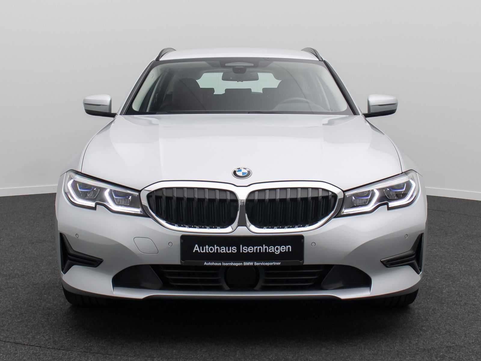 Fahrzeugabbildung BMW 320d Laser HUD DAB HiFi AHK ACC Komfort Sport
