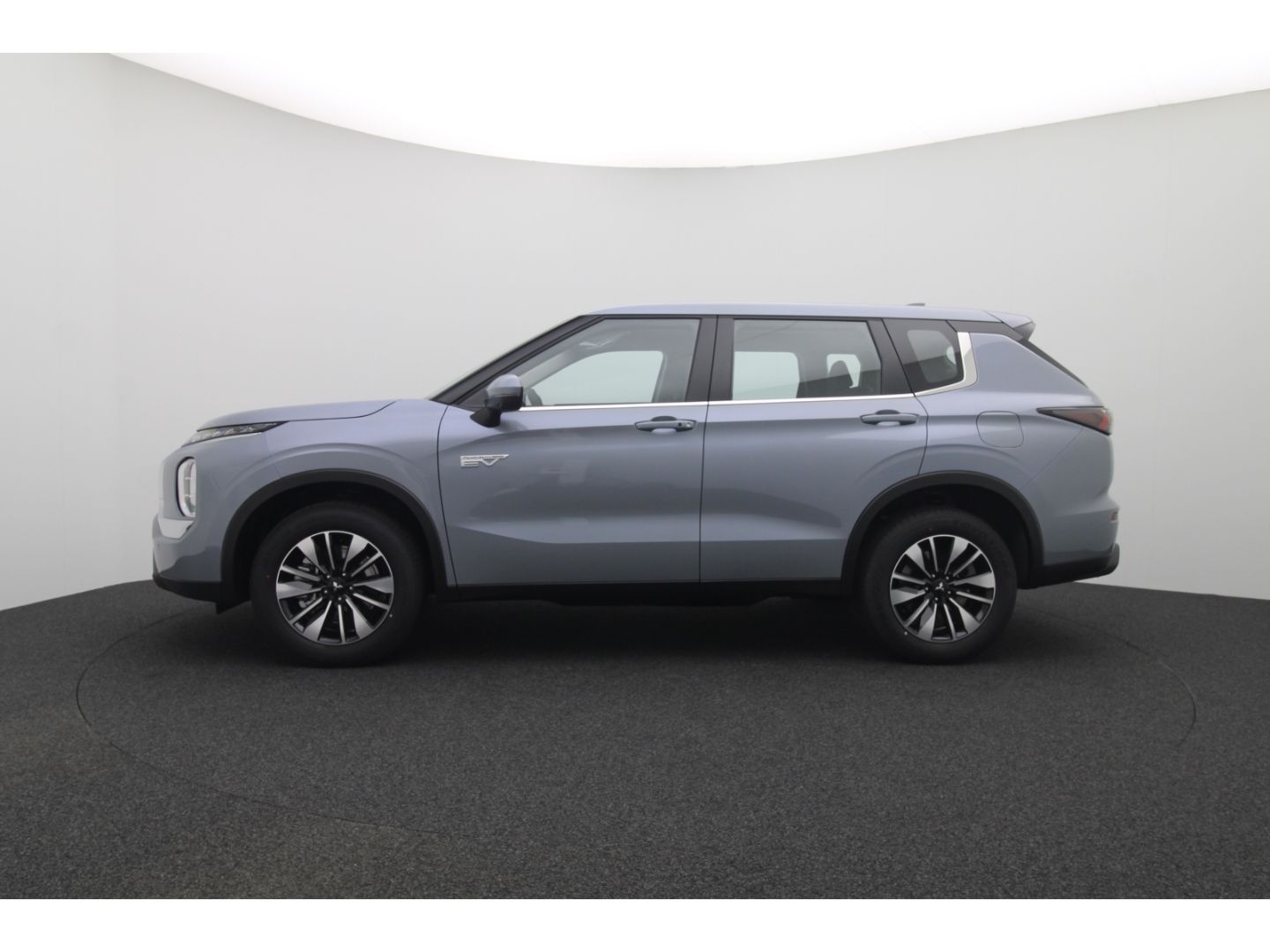 Fahrzeugabbildung Mitsubishi Outlander 2.4 PHEV 100 kW S-AWC Diamant ACC LED