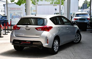 Toyota Auris - 2
