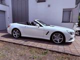 Mercedes-Benz SL 350 AMG Designo Massage Harman Kamera - weiße Mercedes-Benz SL 350