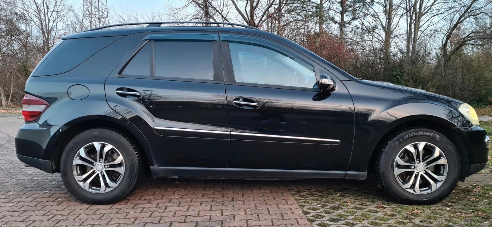 Mercedes-Benz ML 320