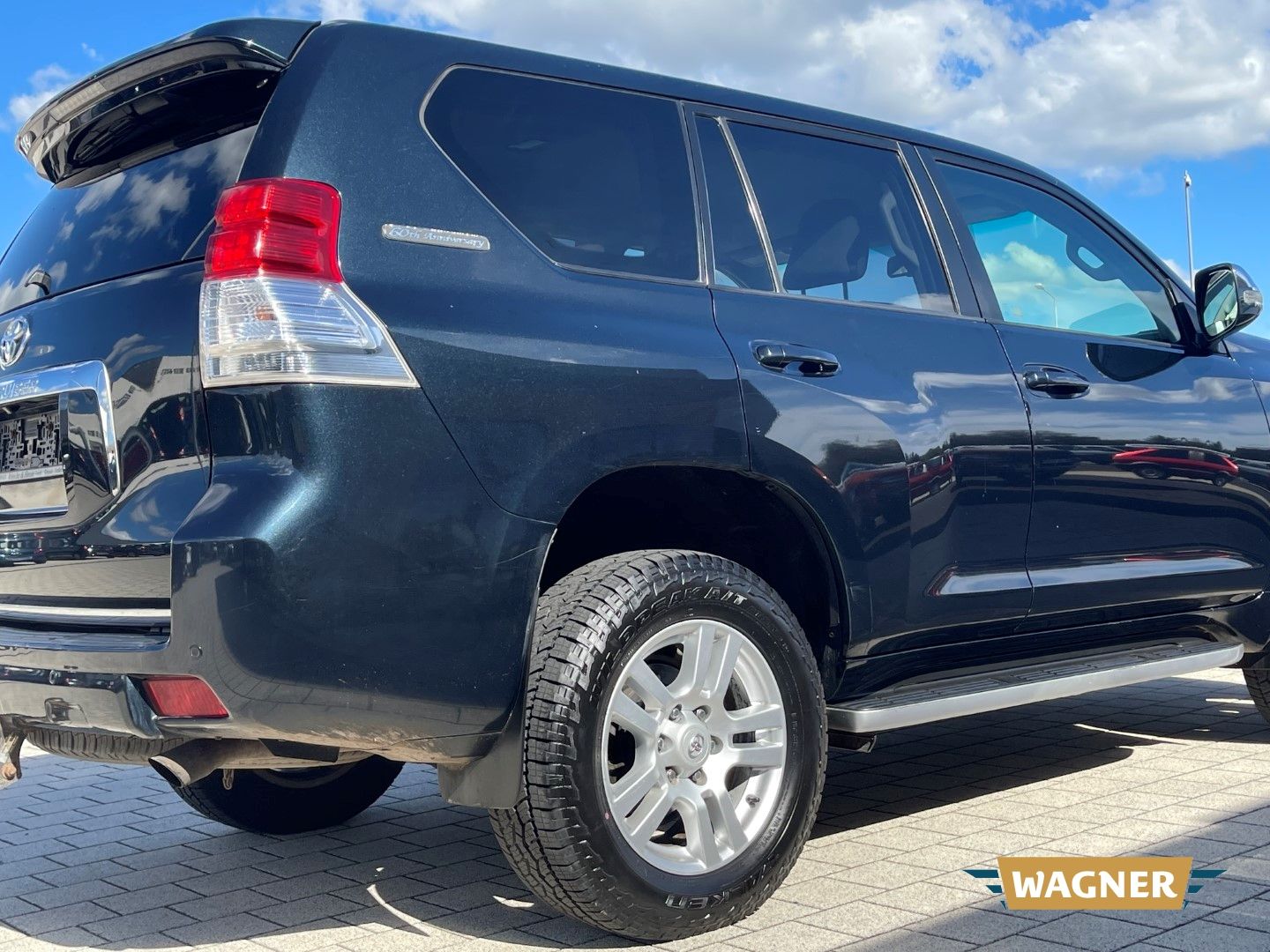 Fahrzeugabbildung Toyota Land Cruiser Life 3.0 D-4D Automatik Sitzheizung