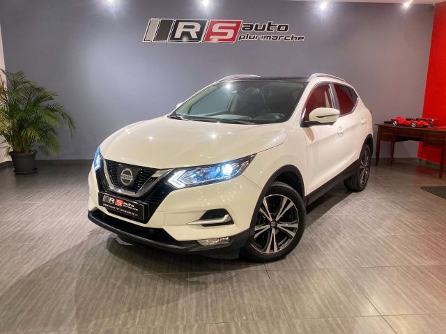 Nissan Qashqai 1.5 dCi N-Connecta FULL