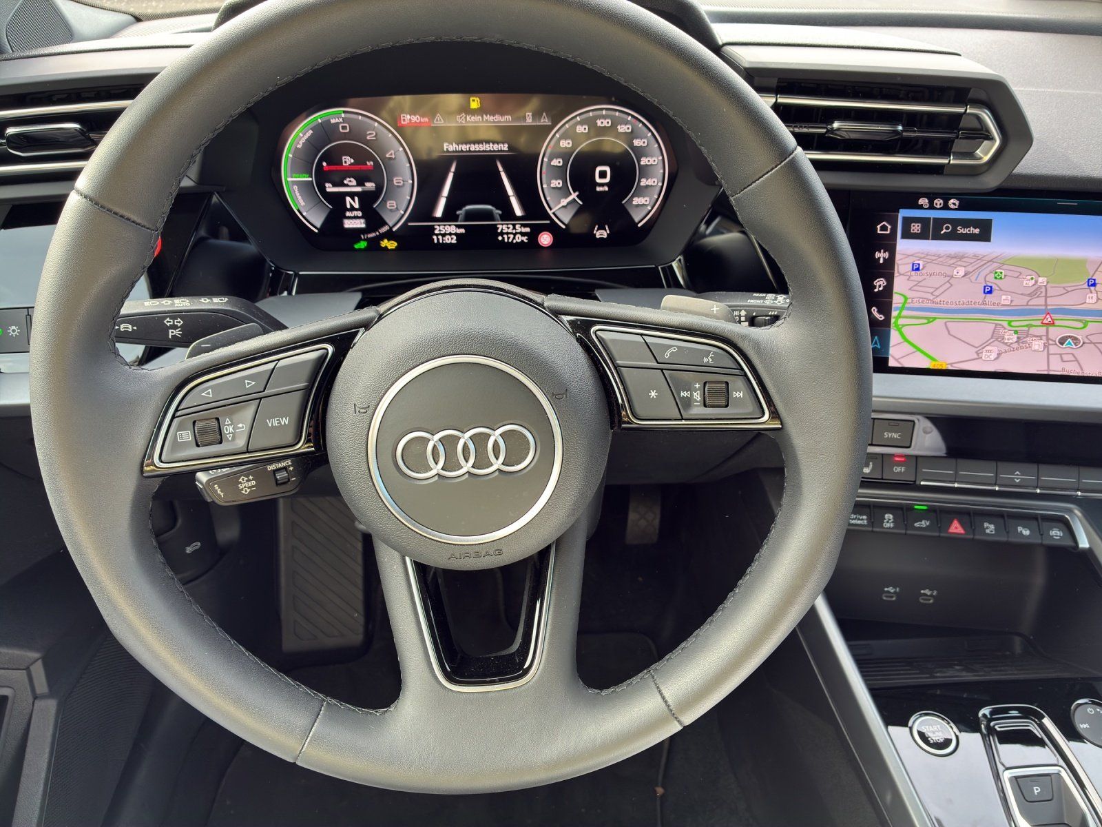 Fahrzeugabbildung Audi A3 Sportback 40 TFSI e S tronic Kamera,LED,Navi