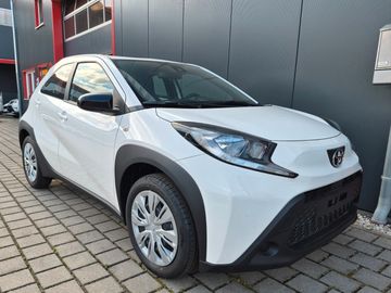 Toyota Aygo (X) - 1