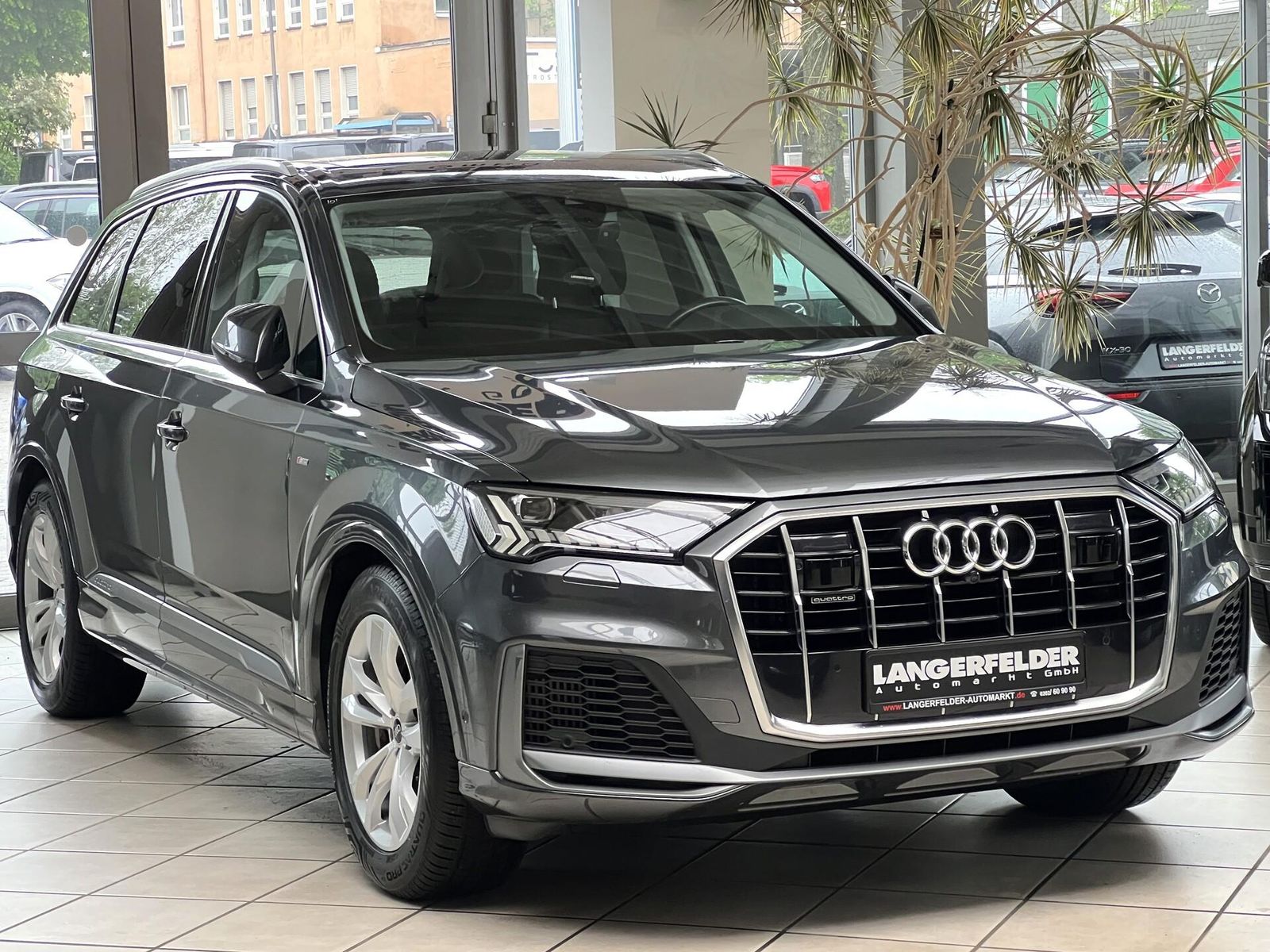 Audi Q7 - 1