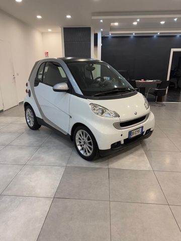 Smart ForTwo 1000 52 kW coupé passion