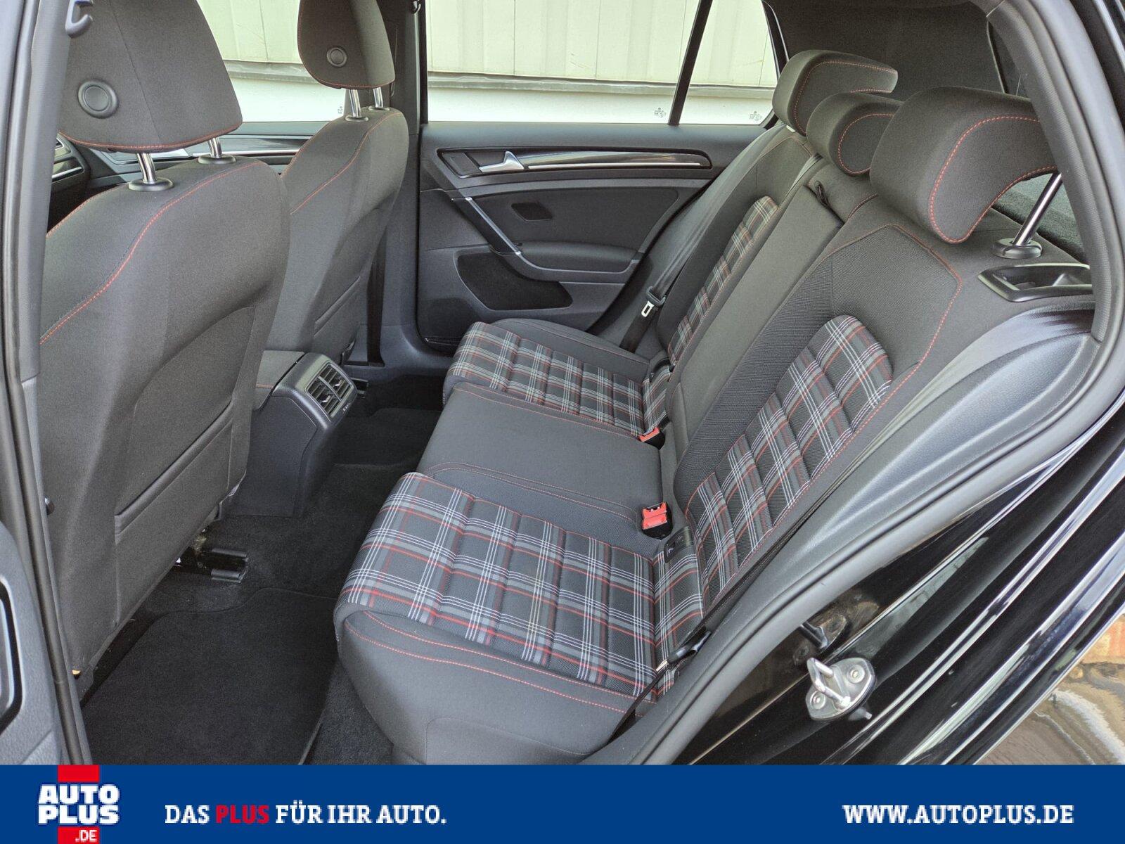 Volkswagen Golf GTI Performance PDC+SITZHZG+XENON+1. HAND+G
