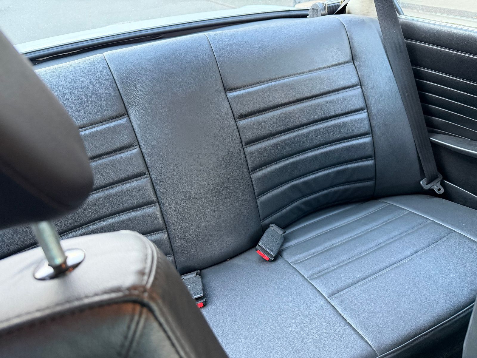 Fahrzeugabbildung BMW 2002 tii Top,7x15 Alpina,Schiebed.,Recaro,Leder