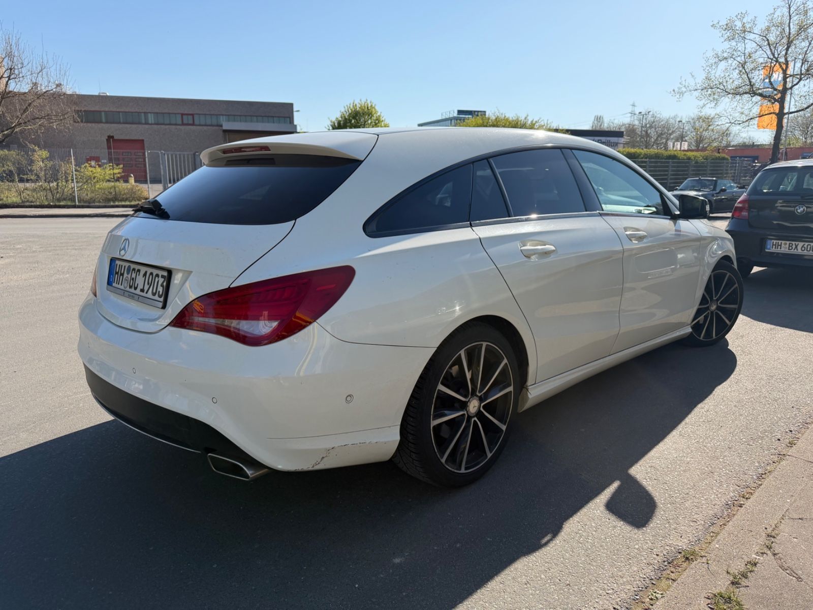 MERCEDES-BENZ CLA 200 Shooting Brake -