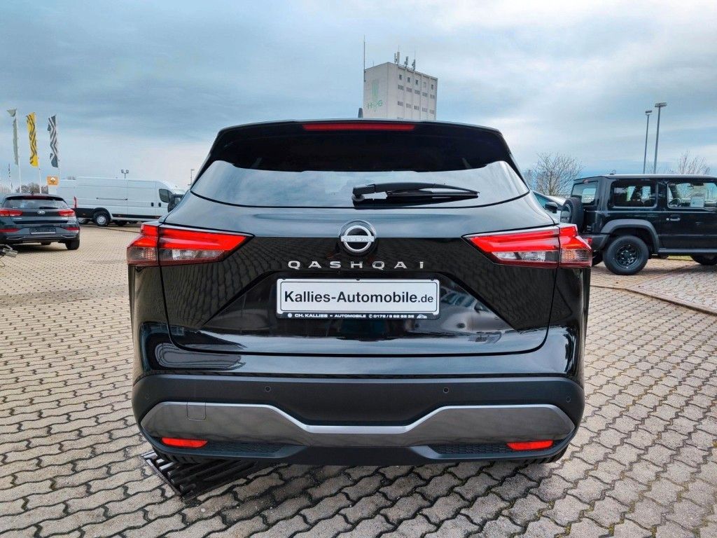 Fahrzeugabbildung Nissan Qashqai 1.3 MHEV Tekna+ PANO+HUD+BOSE+SHZ+AHK