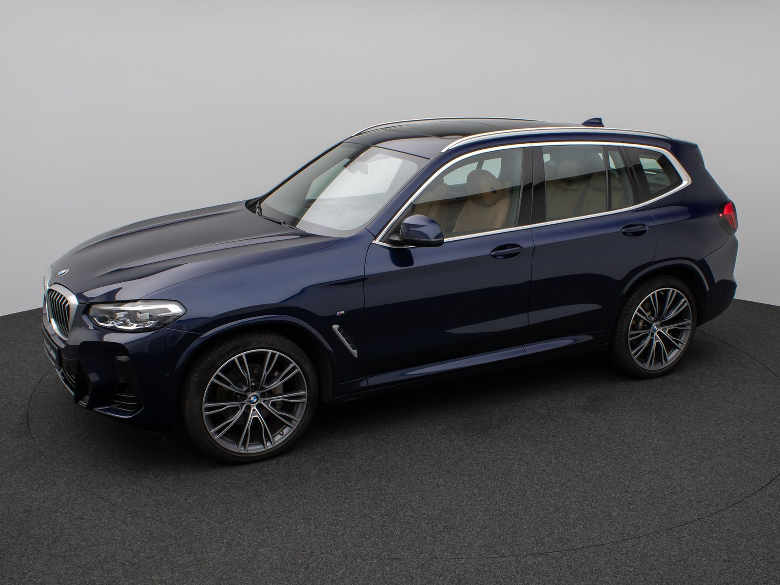 Fahrzeugabbildung BMW X3 xD30d M Sport Panoram Kamera DAB HiFi AHK 21"