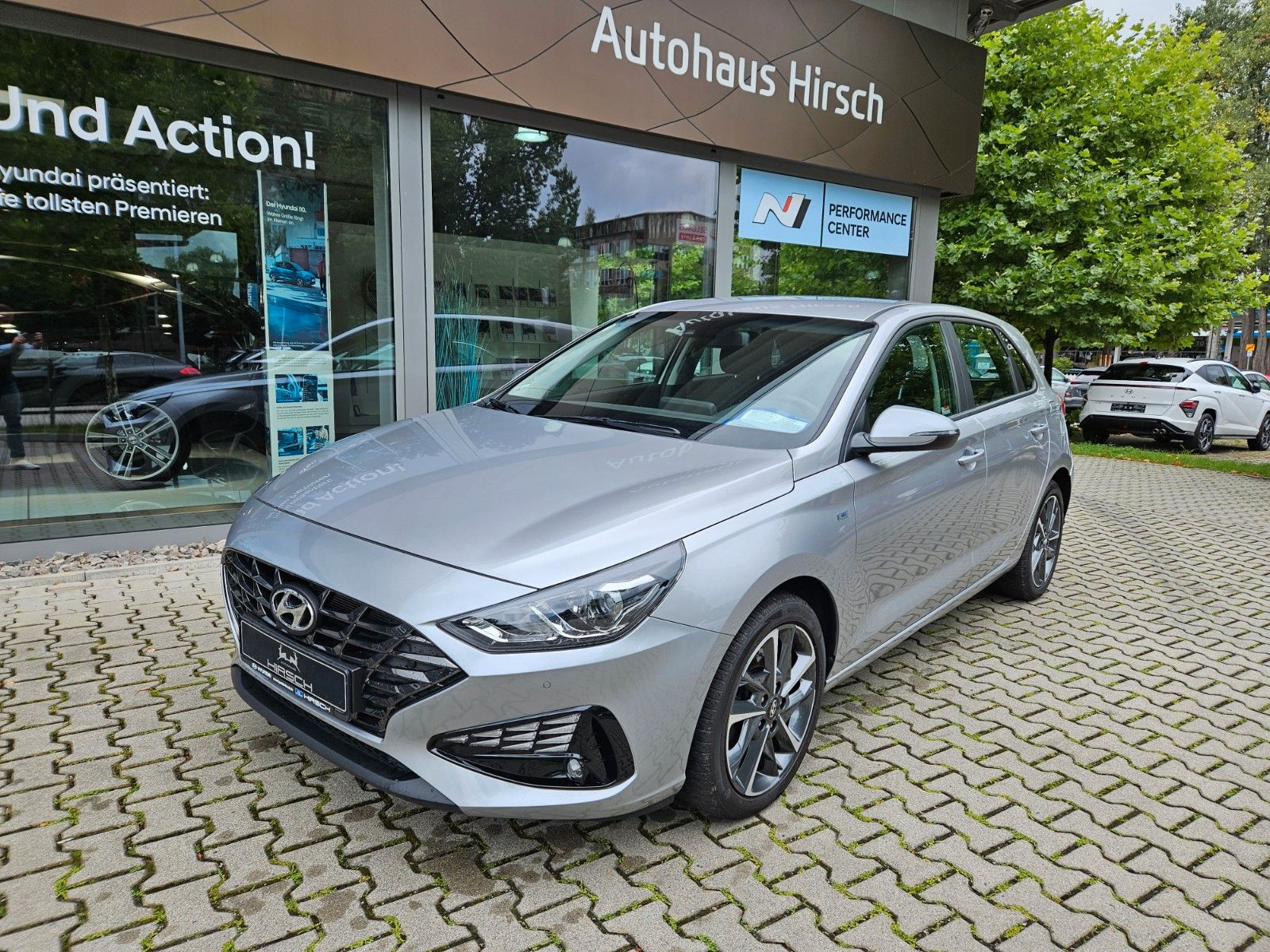 Fahrzeugabbildung Hyundai i30 1.0 T-GDI 48V TREND KAMERA PDC SHZ LHZ