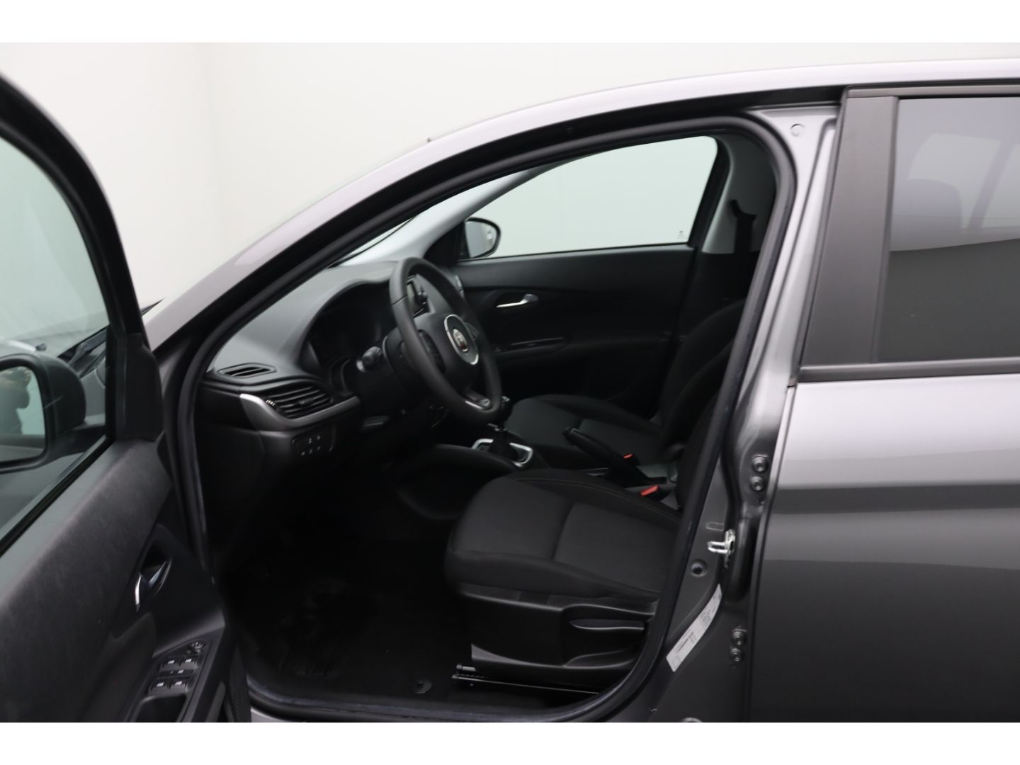 Fahrzeugabbildung Fiat Tipo 1.4 Easy Sitzheizung Navi Klimaanlage