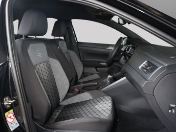 Volkswagen Taigo R-Line 1.5 TSI DSG Matrix-LED RFK