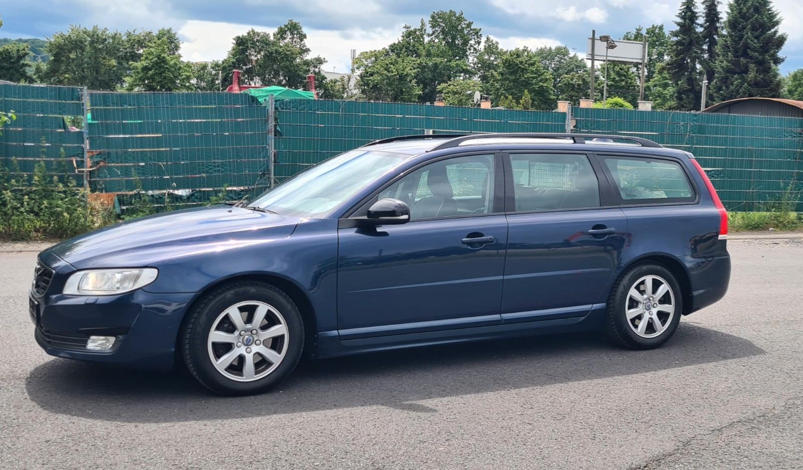 Volvo V70 2015 — photo 8