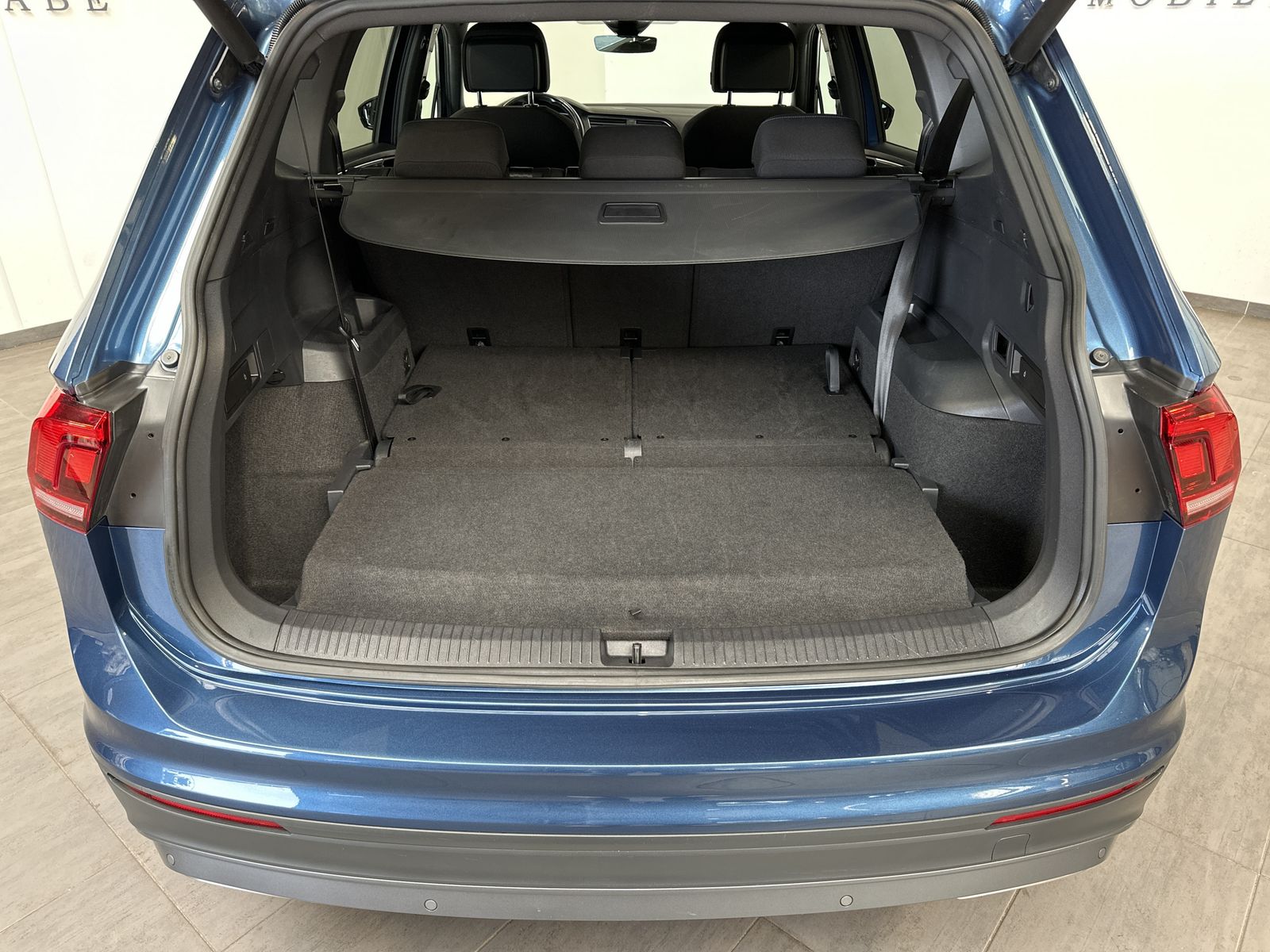 Fahrzeugabbildung Volkswagen Tiguan Allspace 4M 7-Sitzer NAV+LED+PANO+HEAD-UP