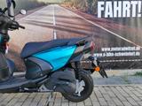 Yamaha RAYZR  - YAMAHA RAYZR