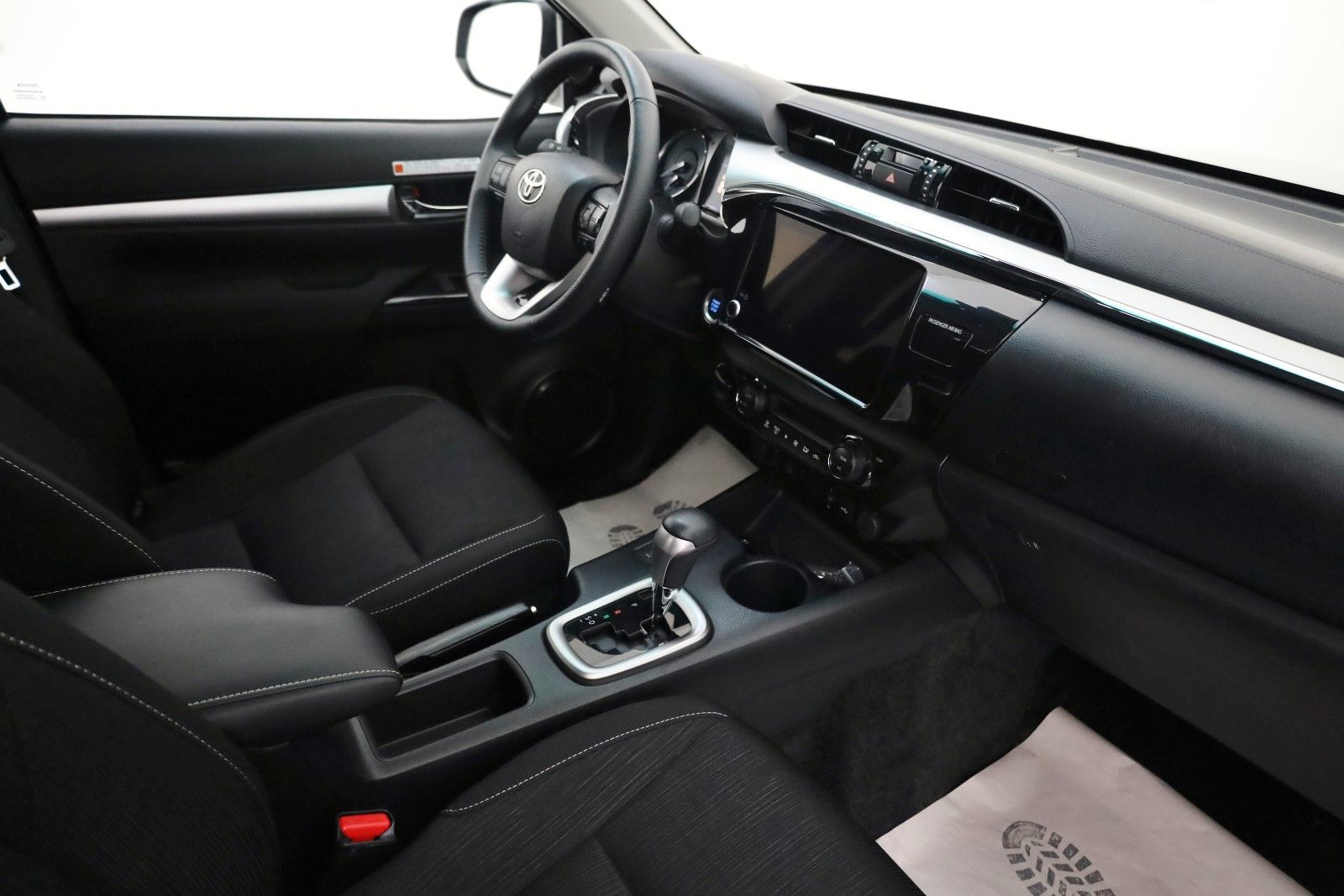Fahrzeugabbildung Toyota Hilux 2.8 D-4D Executive,CarPlay, Kamera,LED,AHK