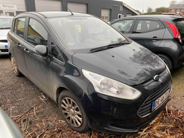 Ford B-Max 1,0 EcoBoost 74kW S/S Titanium