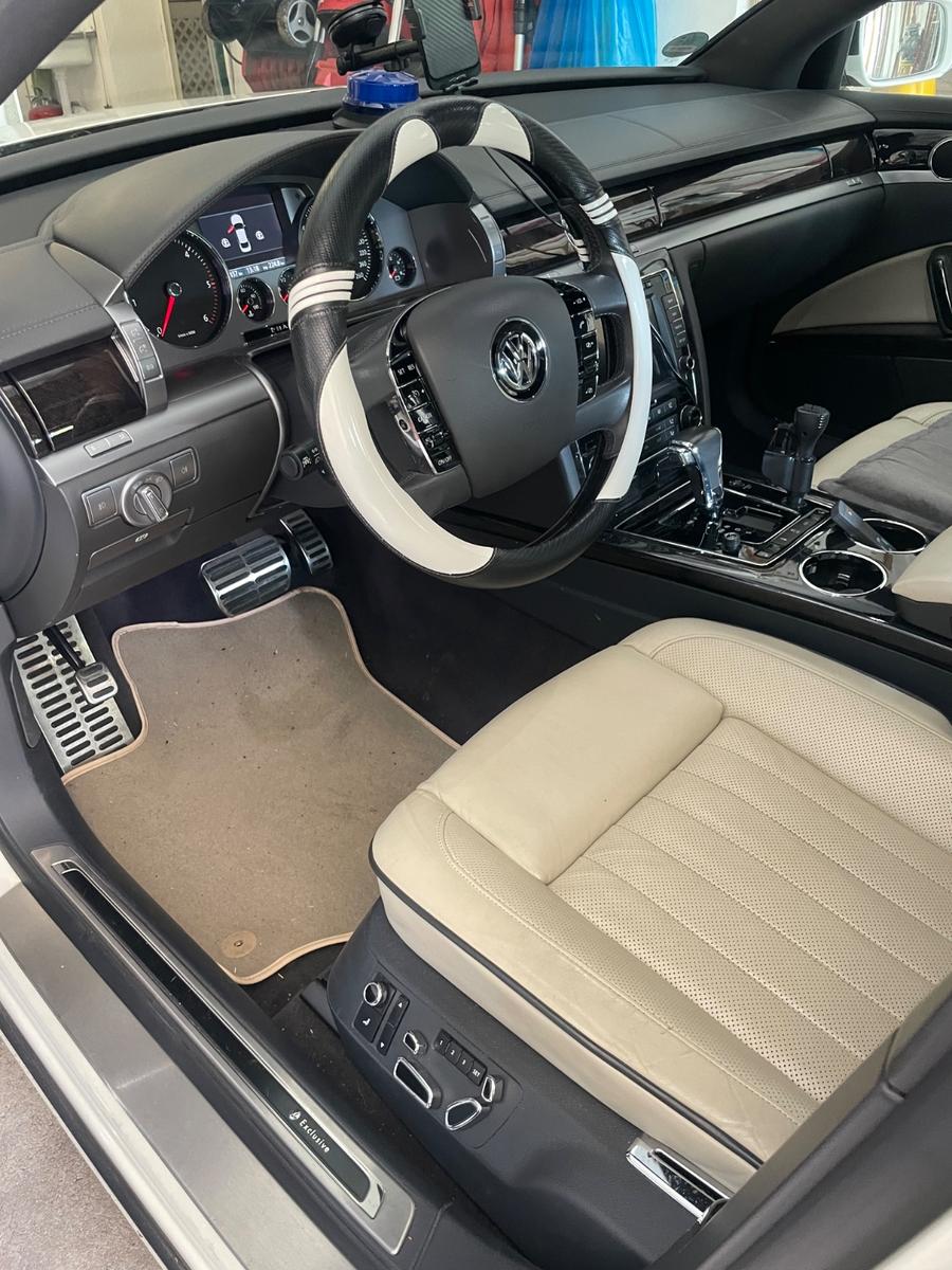 Volkswagen Phaeton 3.0 V6 TDI lang 4MOT. Tiptronic 5-Si...