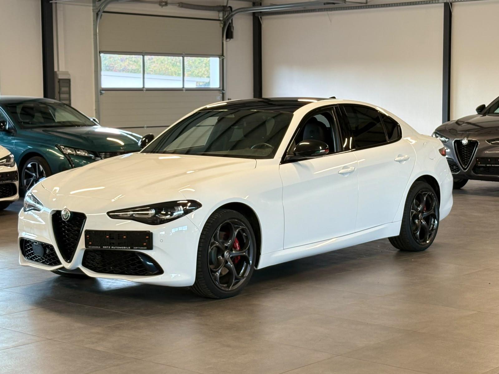 Alfa Romeo Giulia Tributo Italiano Q4 MATRIX+KAM+SHZ/LHZ+, миниатюра 3