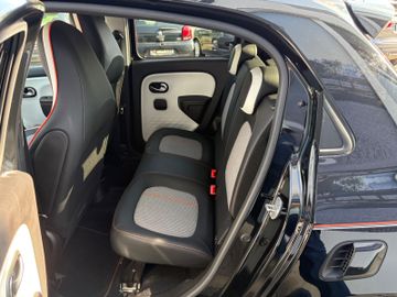 Fahrzeugabbildung Renault Twingo Vibes Electric Navi DAB Faltdach SHZ uvm.