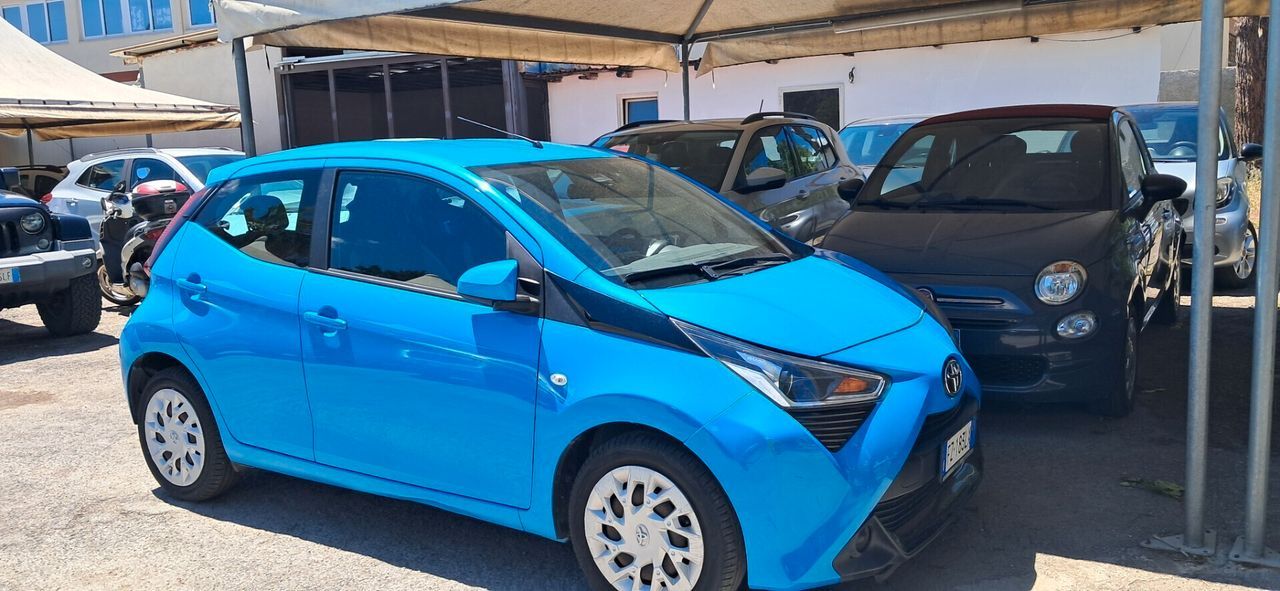 TOYOTA Aygo