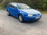 Volkswagen Vw Golf 4 Kombi 1.6 *Tüv-02/27 - Volkswagen Golf aus 2000: Kombi