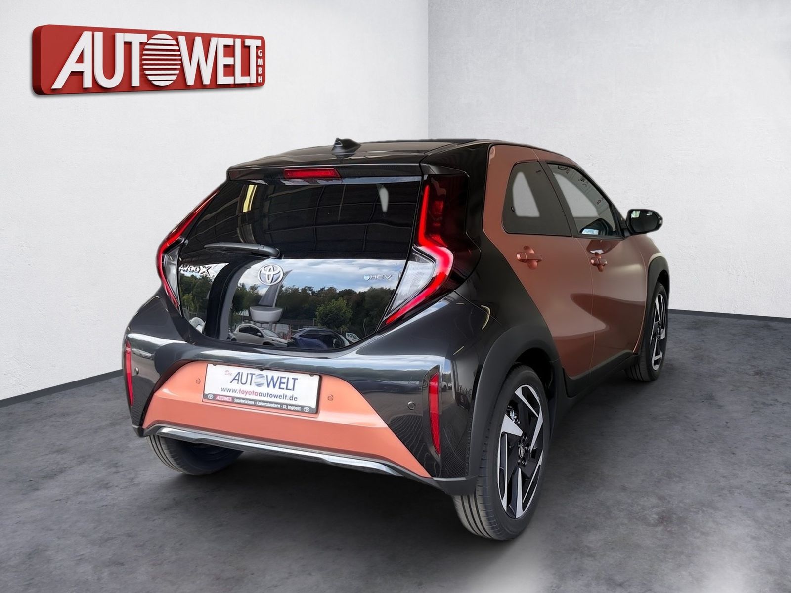 Fahrzeugabbildung Toyota Aygo X 1.5 Hybrid Lounge Canvas-Faltd., JBL,Kam.
