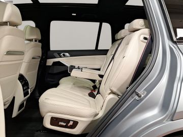 BMW X7 - 6