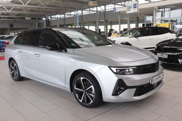 Fotografie des Opel Astra Sports Tourer 1.2 Turbo GS