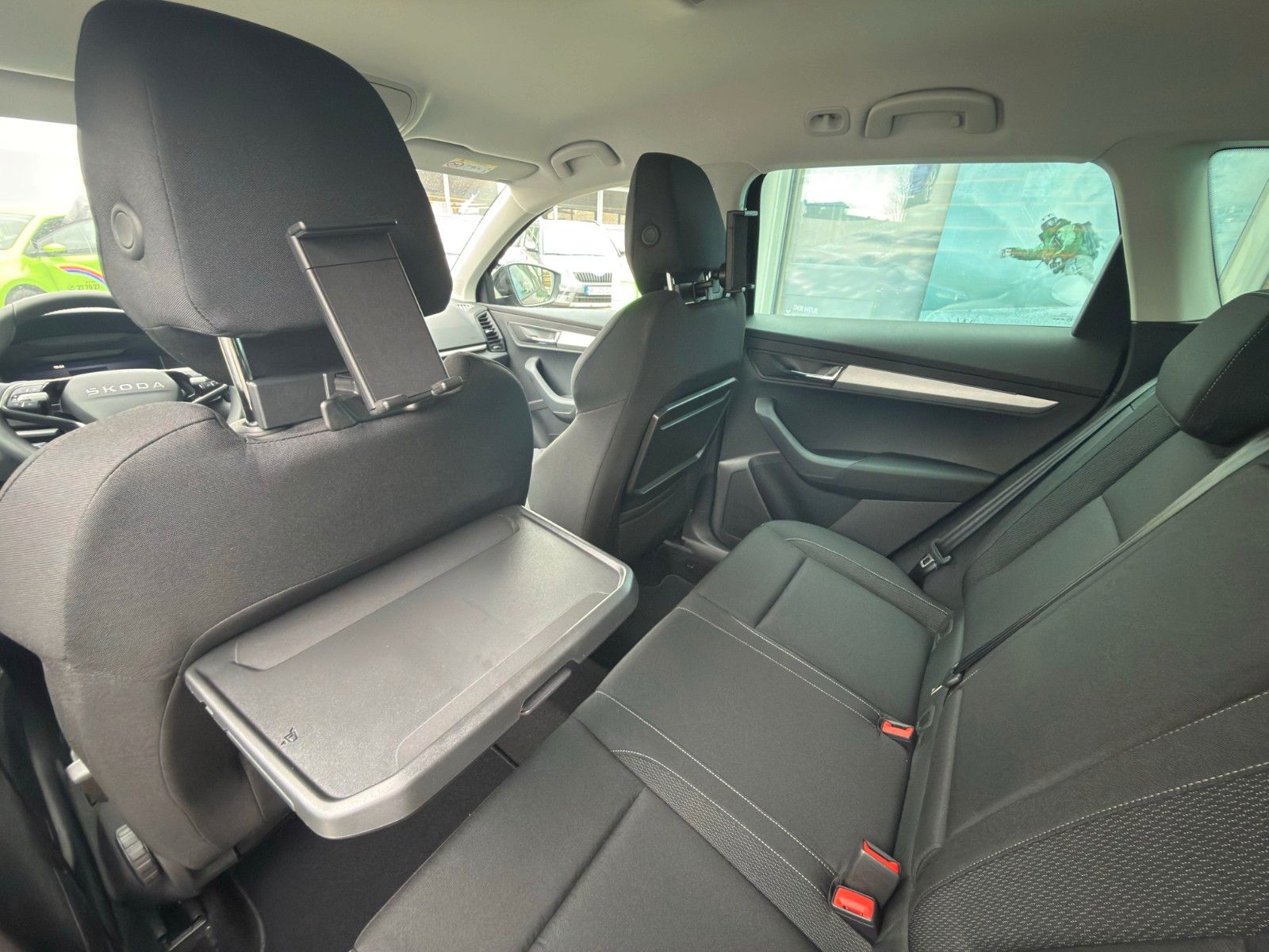 Fahrzeugabbildung SKODA Karoq Balance 1,5 TSI 110 kW 7-Gang-DSG