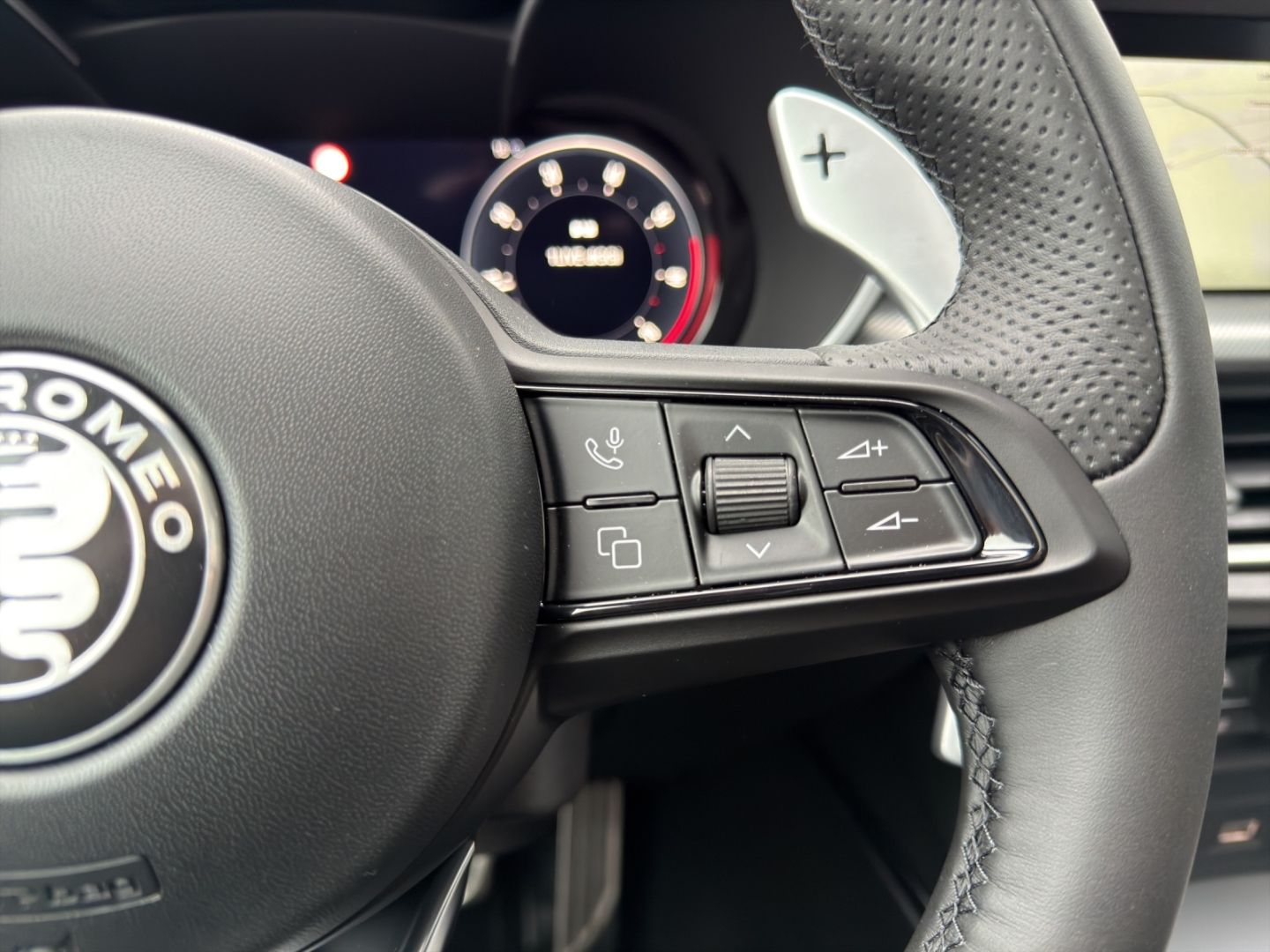 Alfa Romeo Stelvio - Bild 16