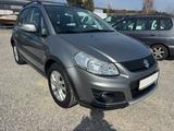 Suzuki SX4 Club * 4x4 * AHK * Klimaaut * - Suzuki SX4 Club mit Benzin-Antrieb