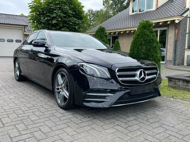 Image of Mercedes-Benz E 200