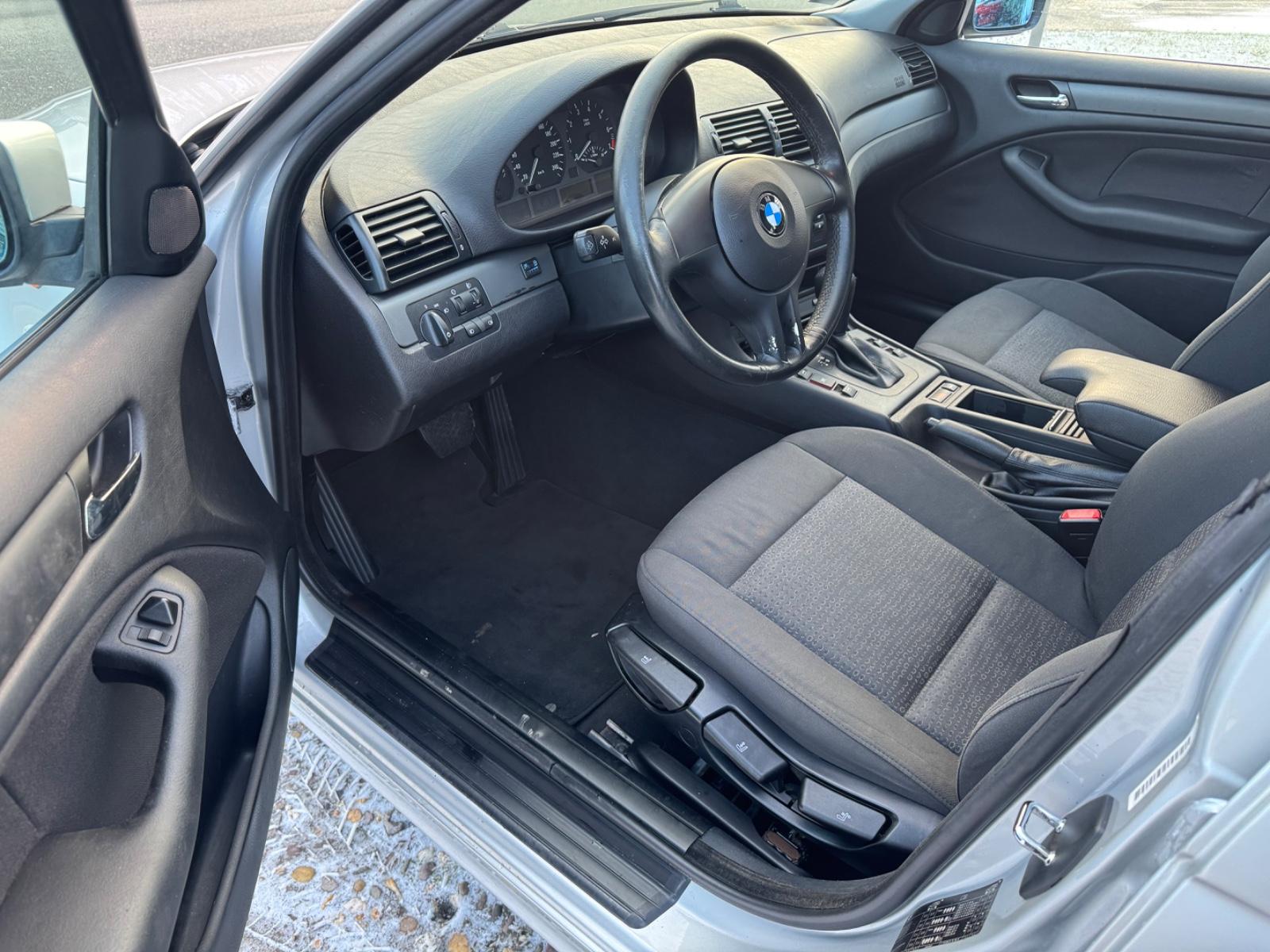 BMW 316 2004 — photo 9