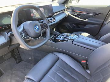 صورة مصغرة 12 لـ 2023 BMW I5