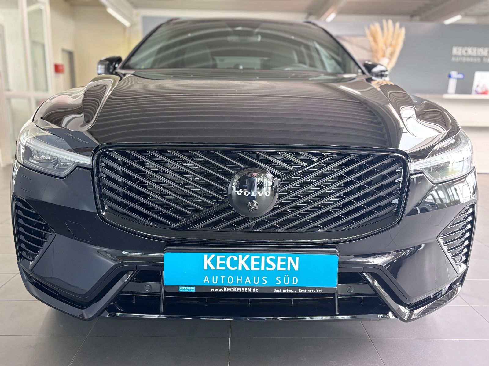 Volvo XC60 T6 AWD Plug-In Hybrid ULTRA Black Edition26 imagem 2
