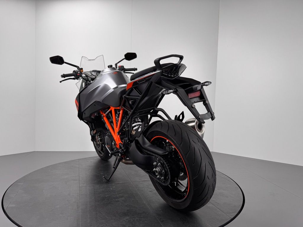 Fahrzeugabbildung KTM 1290 SUPER DUKE GT *1.HAND *TOP-ZUSTAND